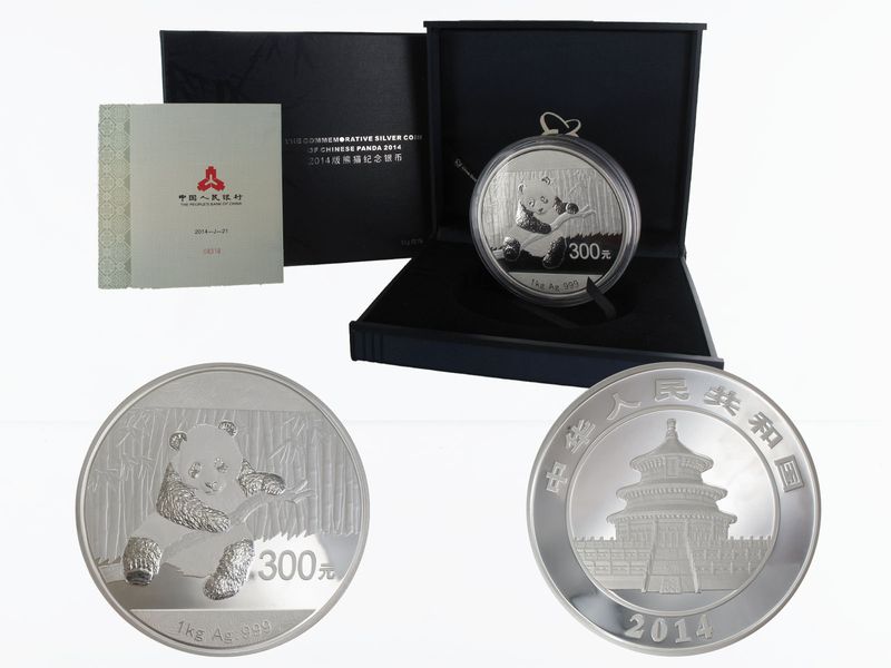 China 300 Yu Panda  2014 Box + CoA, 1kg  Silber PP