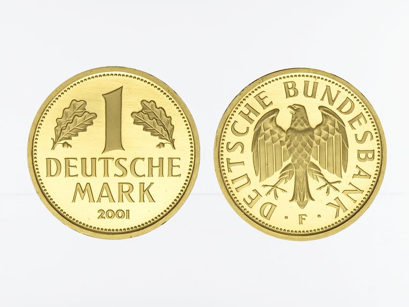 1 DM Goldmark 2001 J, Goldmark original